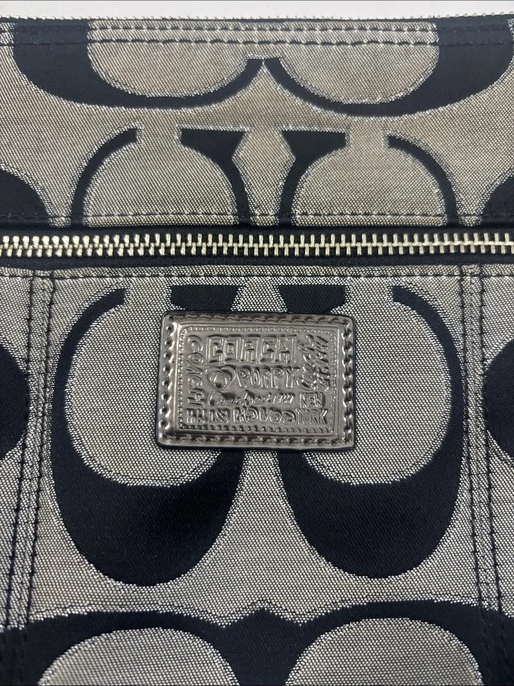 Coach Poppy Metallic Gray/Black Signature Hand/Shoulder Bag